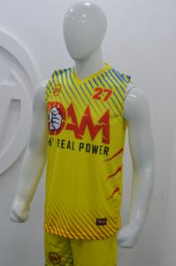 Ensemble de vêtements de sport de basket-ball sublimé personnalisé Fabricant OEM avec nom et numéros personnalisés Uniformes maillot et short - Product Image 6