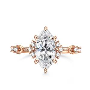 Bague de fiançailles Jeulia Vintage en diamant de laboratoire de taille marquise en argent sterling - Product Image 1