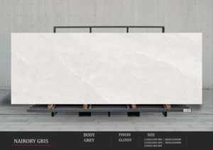 Surfaces architecturales imposantes créées avec des dalles en porcelaine haute brillance de 1200x3200 mm - Product Image 3