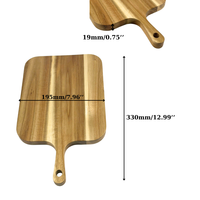 Planche à Découper et à Graver en Bois de Noyer Massif Durable Fabriquée au Vietnam pour Steak et Viande de Bœuf