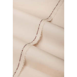 ชุดสูทแต่งงานผู้ชายสไตล์คลาสสิก 3 ชิ้น แบบซักแล้วใส่ได้ กระดุมแถวเดียวหรือสองแถว ผ้า Worsted-2526 - Product Image 1