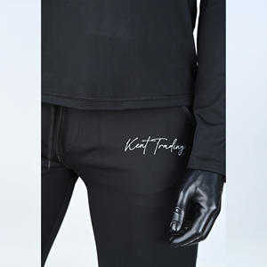 ชุดกีฬาโพลีเอสเตอร์รีไซเคิลเป็นมิตรกับสิ่งแวดล้อมชุดออกกำลังกายระบายอากาศได้ดีอย่างยั่งยืนชุดออกกำลังกายและชุดลำลองที่กำลังมาแรง - Product Image 3