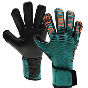 ถุงมือผู้รักษาประตูซิลิโคนน้ำหนักเบามีขอบสีแดงและยืดหยุ่นเหมาะสำหรับการฝึกซ้อมและการจับคู่ - Product Image 2