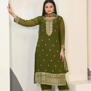 Designer Bollywood Style Faux Georgette Salwar Kameez pour les femmes brodées et paillettes détaillées tenue de fête indienne pakistanaise - Product Image 1