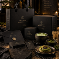 Ensemble d'emballages personnalisés AT PACK pour matcha avec boîte cadeau et sac en papier imprimés du logo pour les cafés de matcha, les salons de thé et les marques de boissons