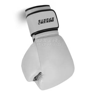 Guantes de boxeo profesionales de alta calidad con logotipo personalizado Guantes de entrenamiento de calidad profesional hechos de cuero - Product Image 3