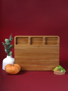 Planche à découper en bois avec colonne pour couper et ranger, idéale pour le comptoir de cuisine, le fromage, les fruits, le pain et la préparation quotidienne - Product Image 4
