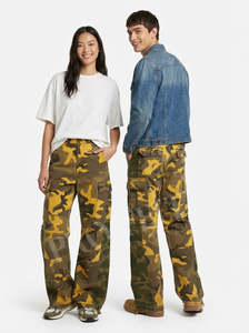 Vêtements personnalisés, pantalon en denim camouflage évasé, pantalon large personnalisé, streetwear, pantalon utilitaire multi-poches, pantalon en denim tendance - Product Image 3
