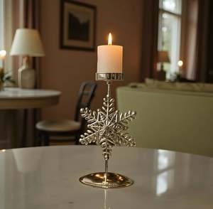 Elegante Candelabro Alto de Hierro Negro Mate para Mesa de Comedor, Sala de Estar, Decoración del Hogar, Hecho a Mano, Ecológico, Artesanal - Product Image 3