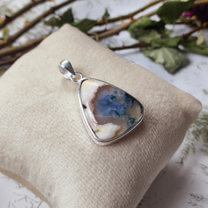 Colgante de Ágata Musgo Naranja en Forma de Triángulo – Joyería de Plata de Ley 925 al por Mayor - Product Image 3