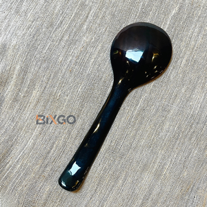 Pendientes de Moda Negros Lisos de Acero Inoxidable Hechos a Mano de Primera Calidad, Ecológicos y Seguros para Alimentos, Ligeros y Sostenibles, Hechos en Vietnam - Product Image 2