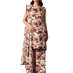 Tenue de pelouse trois pièces pour dames chemise en coton cousue sur mesure pantalon imprimé et dupatta au design de haute qualité - Product Image 1