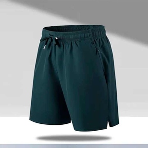 Short Cargo High Street Utility de grande taille pour hommes avec taille élastique respirante à poches multiples - Product Image 2