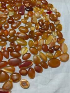 Lot en gros de pierre précieuse d'agate cabochon en cornaline verte naturelle pour l'emballage de fil et la fabrication de bijoux - Product Image 2