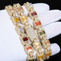 Vente en gros Chaîne cubaine 12mm en laiton avec zircone cubique colorée taille baguette, Bracelet Hip Hop style Iced Out, Bijoux personnalisés