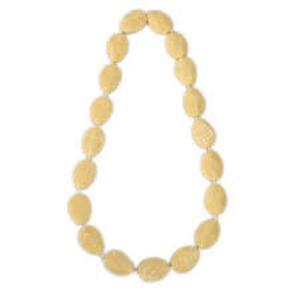 Collar de joyería de madera y resina Último y estándar Collar rojo Collar de joyería elegante Collar de función de fiesta Superventas - Product Image 3