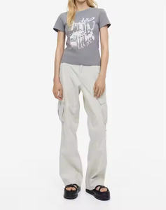 Camiseta de Hombre de Corte Regular, Ecológica, de Poliéster/Algodón, Transpirable, con Sensación de Algodón, Venta al Por Mayor de Fábrica para Ferias Comerciales 2025 - Product Image 4