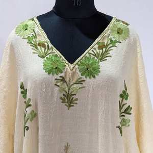 Fabrication en Inde, caftan brodé à la main grande taille, manches trois-quarts, longueur plancher - Product Image 3