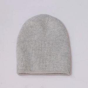Gorro de Esquí Grueso y Cálido de Color Sólido, Gorro de Punto de Poliéster/Algodón, Gorro con Patrón Bordado Liso, Gorro de Invierno para Hombre y Mujer, Venta al por Mayor - Product Image 6