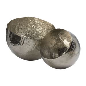 Ensemble de 3 pots à bougies en métal martelé argenté brillant Décoration de table de Noël unique pour la maison et le mariage - Product Image 4