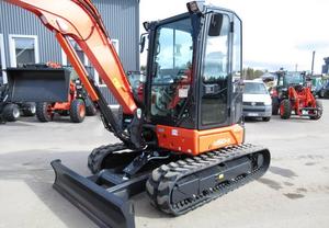 รถขุดตีนตะขาบ Kubota U50-5 สีแดง ขนาด 5 ตัน มือสอง สภาพดี พร้อมเครื่องยนต์เดิม ขาย - Product Image 5