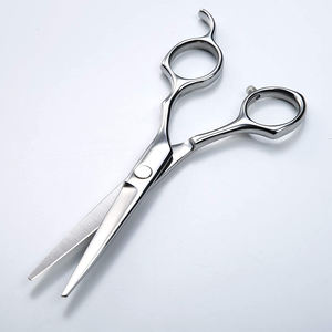 Instrumento de belleza Punta de hoja afilada Corte de pelo Tijera de peluquero Logotipo personalizado Tijeras de peluquero de acero inoxidable - Product Image 2