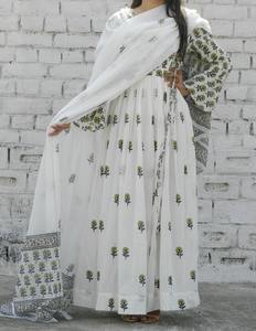 Olive Green Blockprint Angrakha Indian Fashion Styling Kurti de alta calidad y pantalones del fabricante indio - Product Image 2