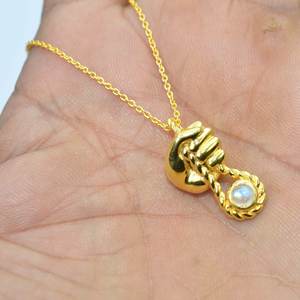 Collier pendentif main en pierre de lune arc-en-ciel, argent sterling 925, plaqué or 14 carats, bijoux faits à la main - Product Image 1