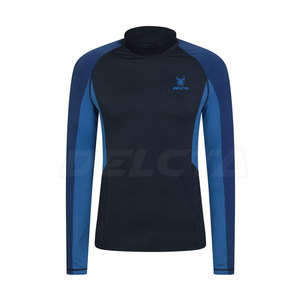 Rash Guard de style unique, sur mesure, couleur unie, nouveau design, fabrication professionnelle - Product Image 3