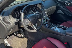 Gran Oferta, Excelente Estado: Infiniti Q60 Red Sport 400 Coupé AWD 2021, Listo para Enviar - Product Image 3
