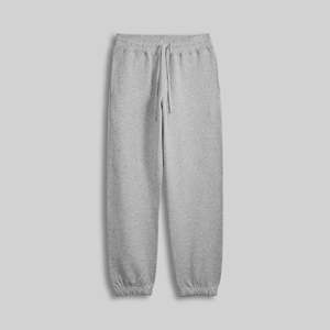 Pantalones Deportivos de Lona de Poliéster Ecológicos para Hombre con Cordón Ajustable en la Cintura, Logotipo Personalizado en la Cintura, Cintura Media, Color Gris Jaspeado, Invierno - Product Image 1