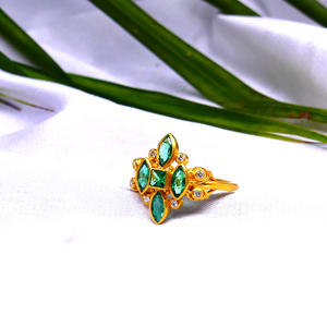 แหวนเพชรเดี่ยวสไตล์วินเทจแบบโบราณแหวนเพชรมรกตสีทองธรรมชาติดีไซน์เนอร์งานแต่งงานที่ทันสมัยทุกวันสำหรับปาร์ตี้ - Product Image 5