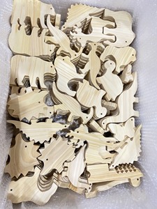 Obra maestra de peces de madera, decoración artística de peces de madera, talla Natural hecha a mano para una sala de estar elegante para el hogar a granel - Product Image 5