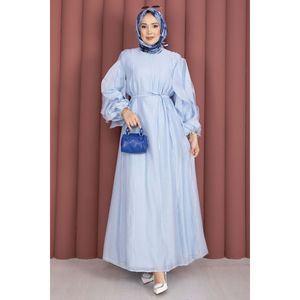 Robe hijab en mousseline bleu ciel avec manches à volants et ceinture à taille naturelle - Product Image 4