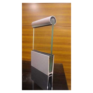 Profil de garde-corps en aluminium série 6000 résistant aux intempéries, forme carrée, pour décorations, services de soudage et de découpe - Product Image 1