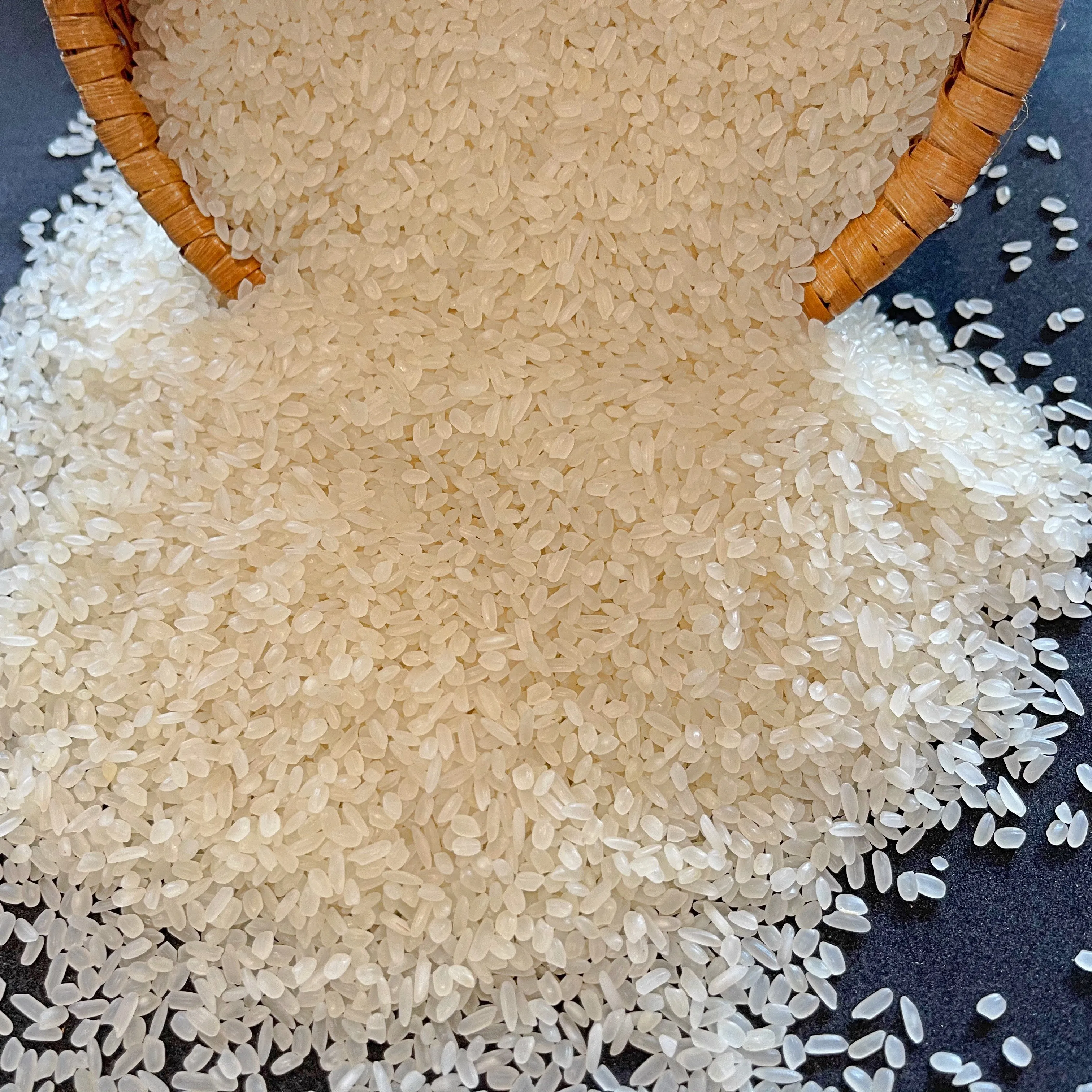 Vietnam Beste Qualität Calrose Reis haben günstigen Preis (Mobile/ WA: 84986778999 Mr. David Director)