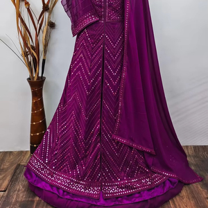 Tela exclusiva de diseño indio pakistaní Salwar Kameez semicosida de calidad superior de última moda para mujeres étnicas - Product Image 1