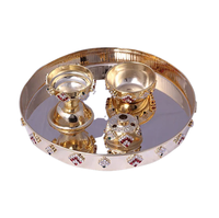 Ensemble Puja Thali fait à la main traditionnel pour Pooja Arti article religieux hindou Logo personnalisé ensemble Pooja Thali en laiton