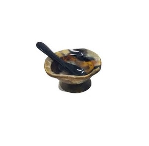 Bol en corne de buffle d'excellente qualité avec cuillère Bol de service en corne Toutes les tailles disponibles à prix abordable Bol en corne - Product Image 1