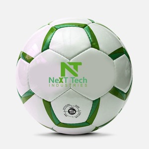 Ballon de football d'entraînement Next Tech Industries en matériau PU pour l'entraînement avec design personnalisé et logo personnalisé - Product Image 4