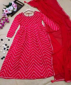 Velours Maria Bridal Chemisiers modestes Chemises Eid Spécial Costume Pakistanais - Product Image 3