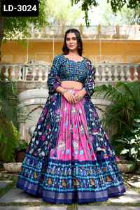 Las últimas mujeres usan Fancy Tussar Material de seda Pichwai con estampado de Patola y borde tejido Zari Lehenga Choli con Fancy Dupatta - Product Image 3