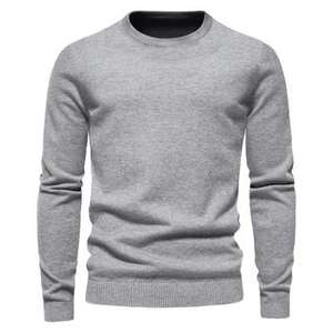 Suéter de punto gris clásico para hombres y mujeres Jersey suave Cuello redondo Cálido Manga larga Ropa de moda de invierno informal - Product Image 1