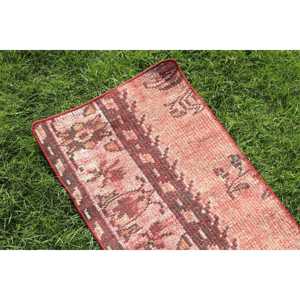 Alfombra Turca Vintage Pequeña de 1.4x3.2 pies, Alfombra de Lana Roja - Product Image 5