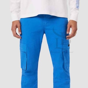 Walker Men's Blue Cargo Kick Flare Pants Cintura alta con detalles de bolsillo funcionales Lavado de colores para un gran aspecto informal - Product Image 6