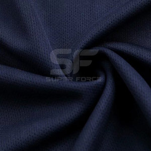 Ensemble d'uniformes de football personnalisés Maillot d'équipe respirant et short pour l'entraînement et les matchs Uniforme de football pour hommes - Product Image 6
