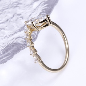 Bague solitaire en or massif 18 carats avec diamant taille marquise de 1,02 carat, cultivé en laboratoire, pour femme, idéale pour les soirées romantiques - Product Image 4