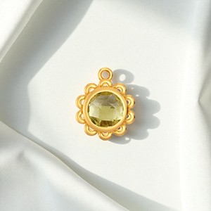 Pendentif à breloque en argent 925 fait à la main pour femmes Design de fleur ronde avec citrine pierre précieuse plaqué or pour bricolage bijoux chrétiens - Product Image 1