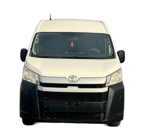 Toyota Hiace GL 3.5L 13 places d'occasion 2023, 282 ch, 6 cylindres, 4x2, essence, transmission automatique, conduite à gauche - Product Image 1