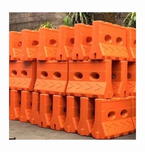 Barrera de soplado de tráfico M65 de impacto de grado de Ingeniero reflectante llena de agua de plástico de alta calidad para una seguridad vial mejorada - Product Image 5